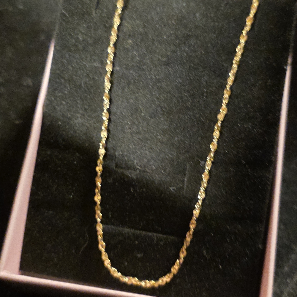 Beautiful Gold Necklace Bundle Untested - image 8